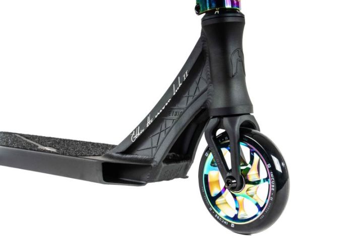 Фрийстайл Тротинеткa Ethic Erawan V2 "S" Neochrome
