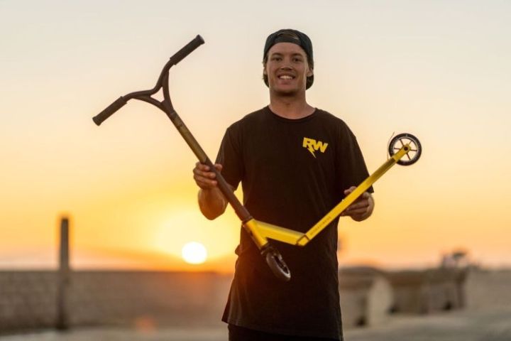 Фрийстайл Тротинеткa Nitro Circus RW JUNIOR REPLICA Gold Black